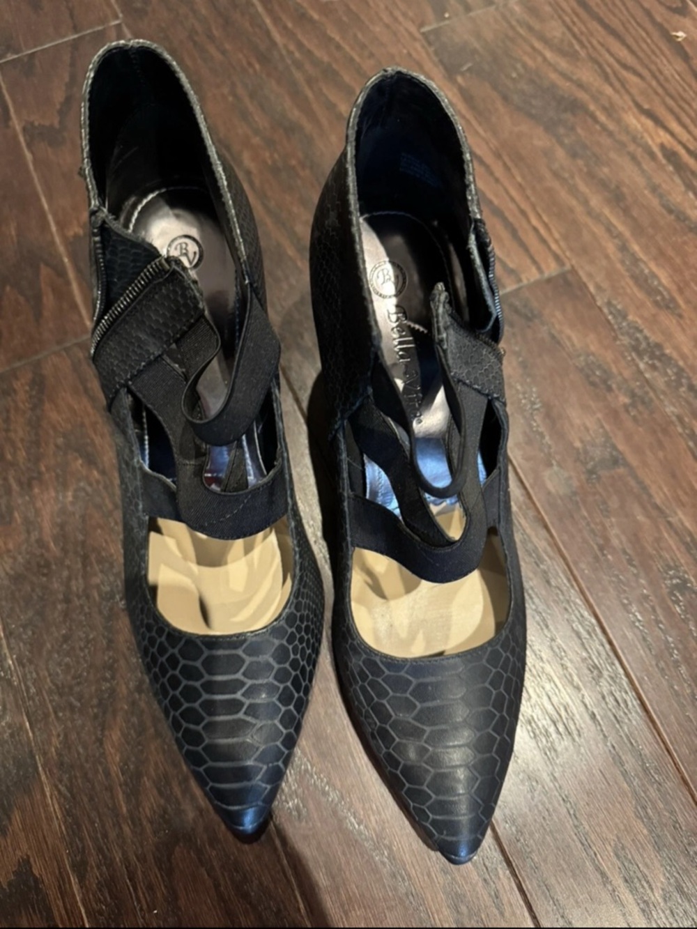 Bella Vita - Black Textured Pointed-Toe Women’s Heels with Elastic Straps